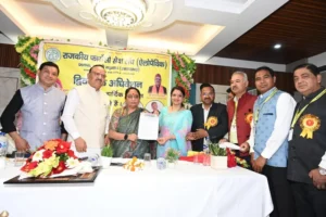 विधानसभा अध्यक्ष ऋतु खण्डूडी भूषण ने आयोजित उत्तराखंड फार्मेसी सेवा संघ (एलोपैथिक), जनपद पौड़ी गढ़वाल के द्वितीय अधिवेशन में बतौर मुख्य अतिथि प्रतिभाग किया