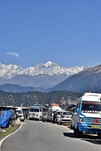 चारधाम यात्रा: बाहरी निजी वाहनों पर आरटीओ की कड़ी कार्रवाई, ऑनलाइन प्लेटफॉर्म भी निशाने पर