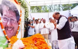 शूटर जसपाल राणा का त्रयोदशी संस्कार: परिवार से मिले रक्षा मंत्री राजनाथ सिंह, यूपी के उपमुख्यमंत्री भी पहुंचे