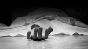 चमोली में भालू के डर से खाई में गिरी दो महिलाएं, कुत्तों ने 19 को काटा